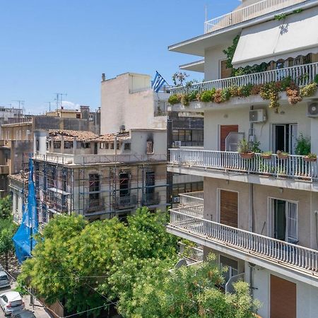 Newly Renovated 2Br Apt! Appartamento Atene Esterno foto