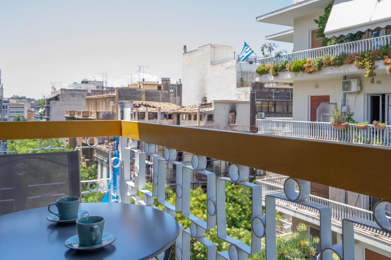Newly Renovated 2Br Apt! Appartamento Atene Esterno foto